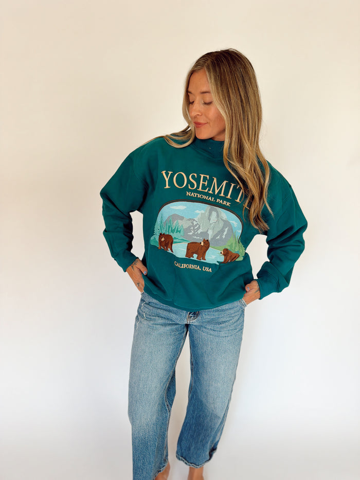Yosemite National Park Crewneck