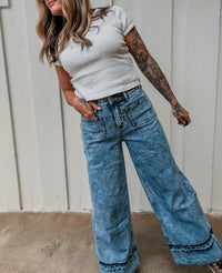 Wide Leg Charlie Jeans