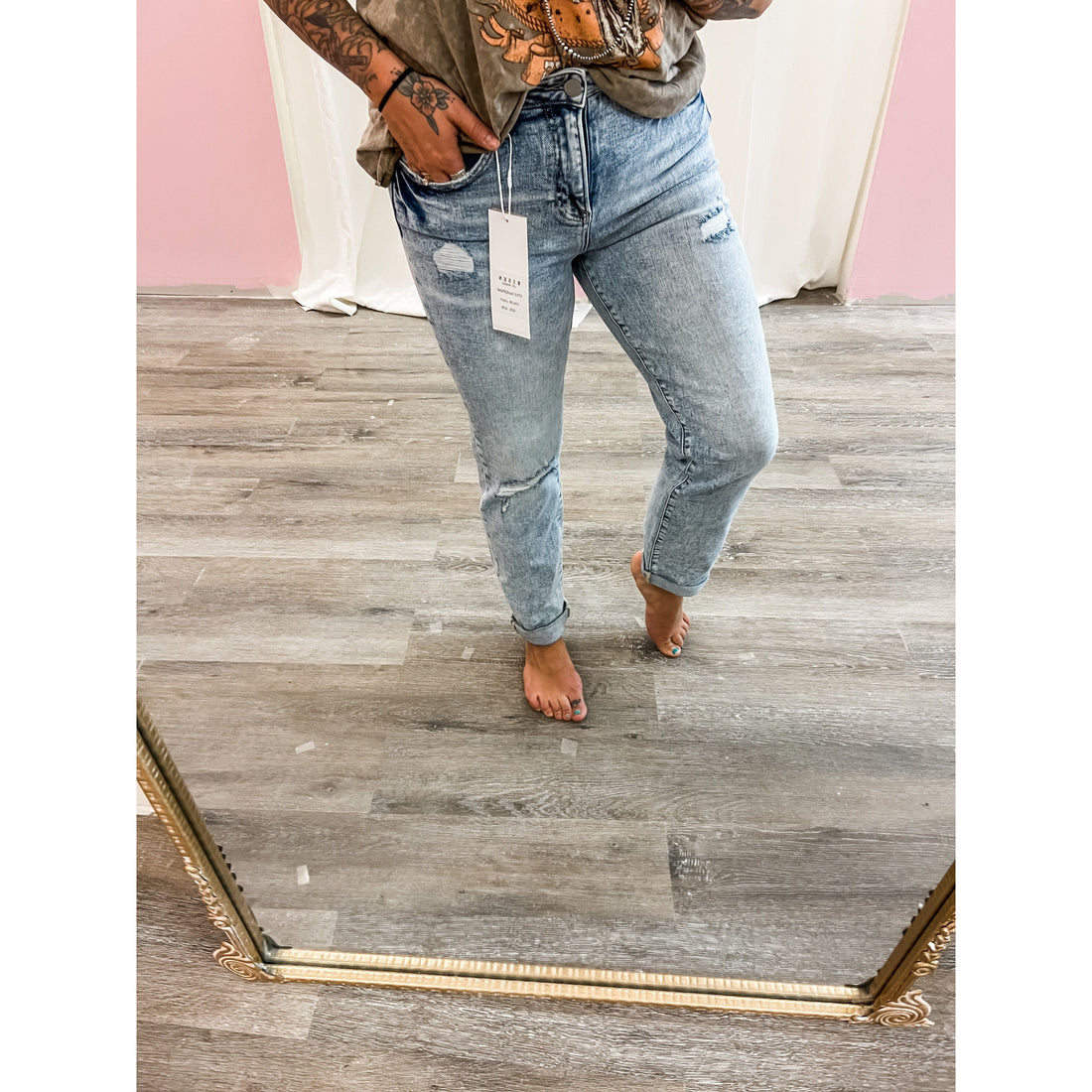 Risen Distressed Boyfriend Jeans