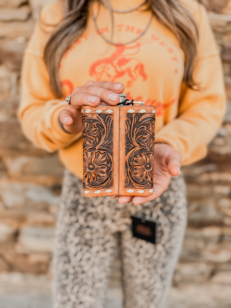 8oz Checkered Spade Flask